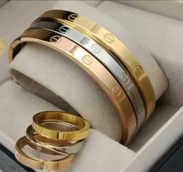 طقم اساور +خواتم كارتير